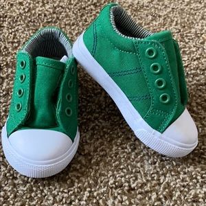 Cat & Jack toddler canvas sneakers size 5
